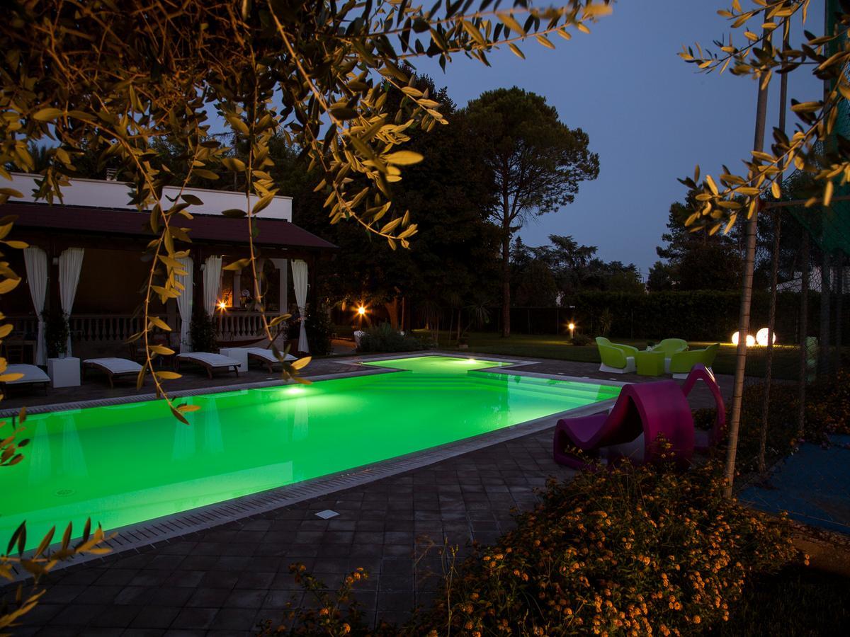 Villa Edda Heated Pool Galatina Bagian luar foto
